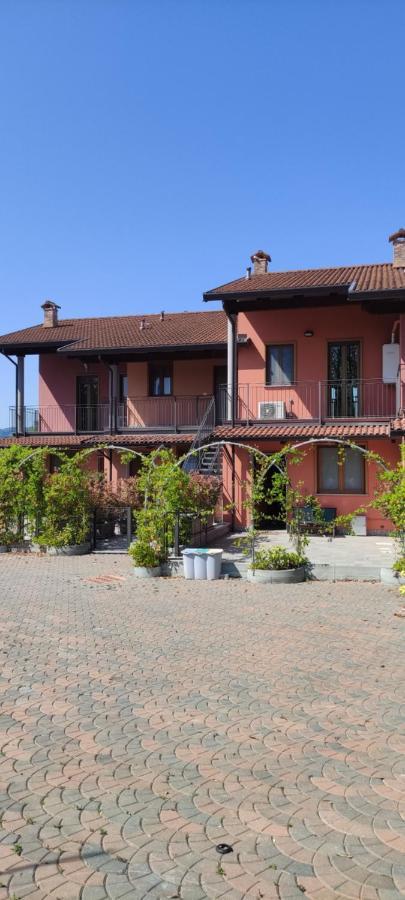 Slowliday Viverone Exterior photo