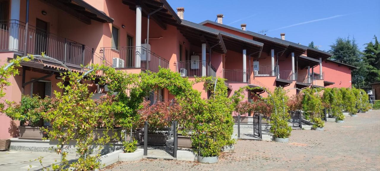 Slowliday Viverone Exterior photo
