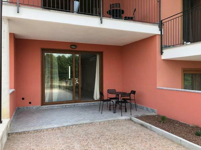 Slowliday Viverone Exterior photo